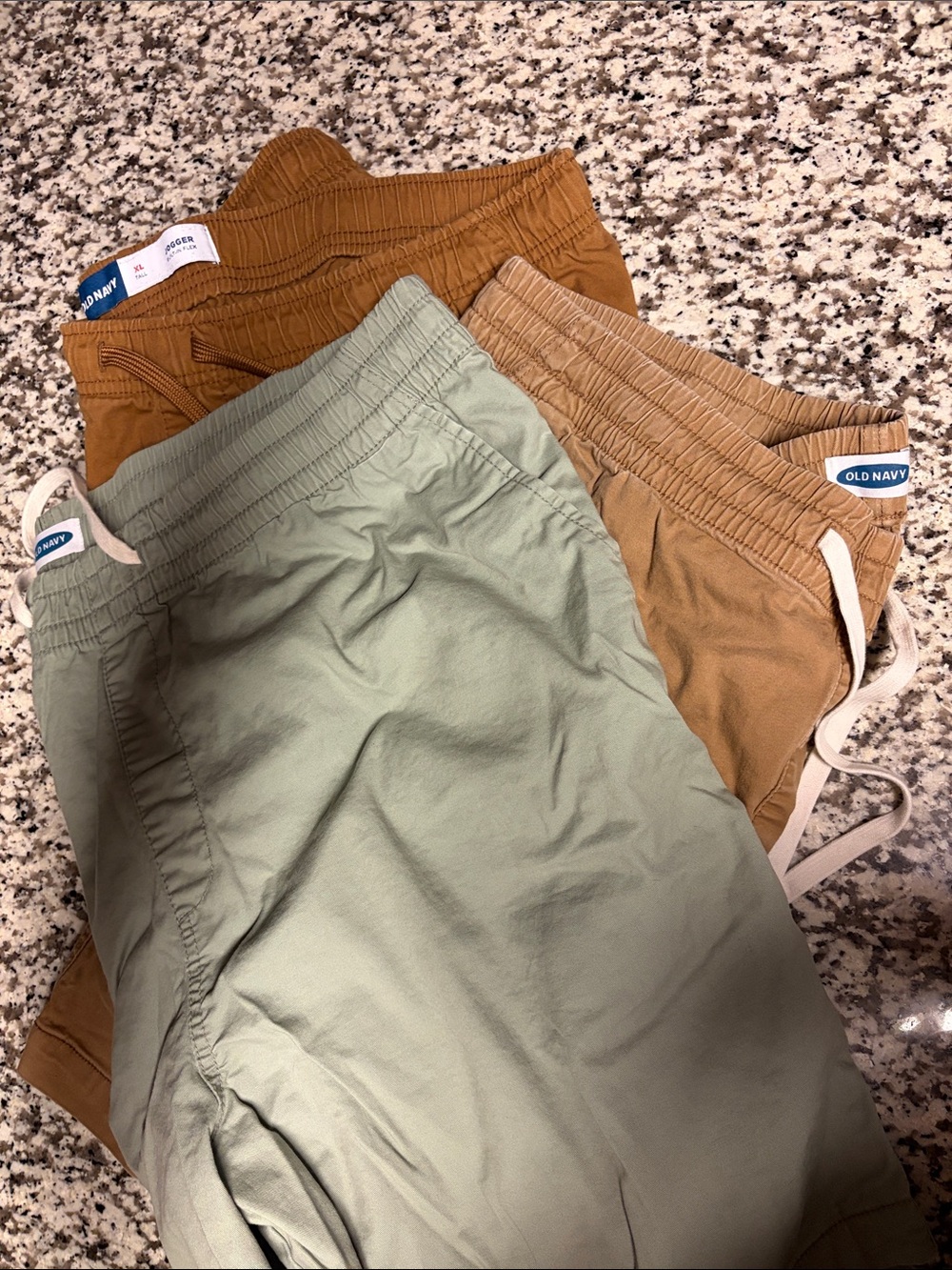Old Navy Men's Drawstring Shorts - Olive & Tan